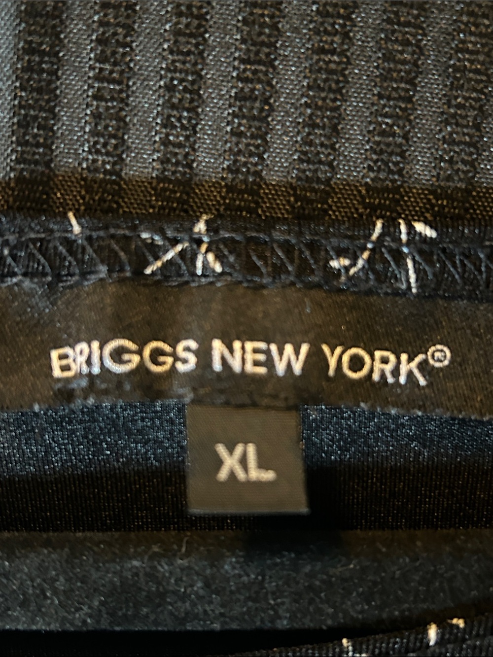 Briggs New York Black Tee with White Vine Motif - Picture 2 of 8